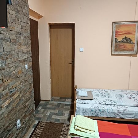 Guest House Mirijevski Konak Белград Экстерьер фото